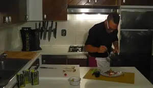 Lombo di Coniglio: Ricetta estiva con pere e riduzione di Nebbiolo