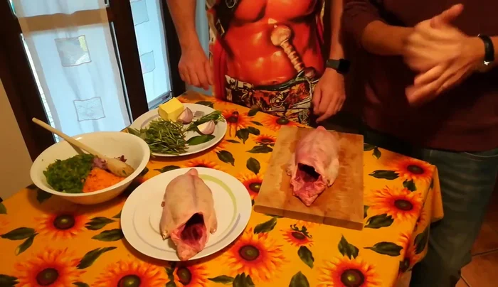 Aggiungere rosmarino e salvia al soffritto.