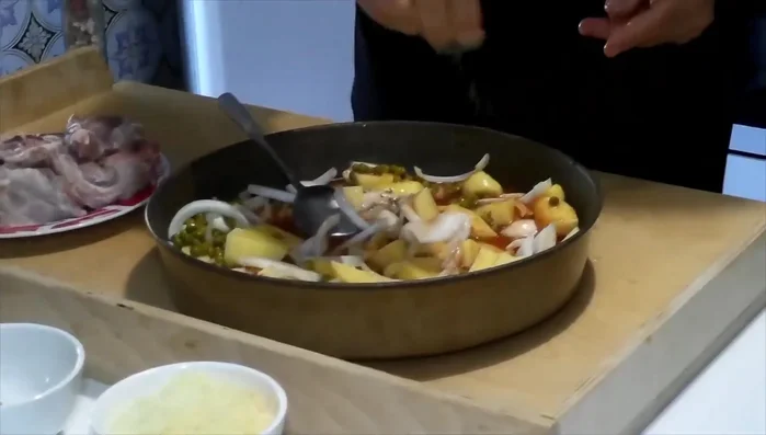 Amalgamare bene tutti gli ingredienti.