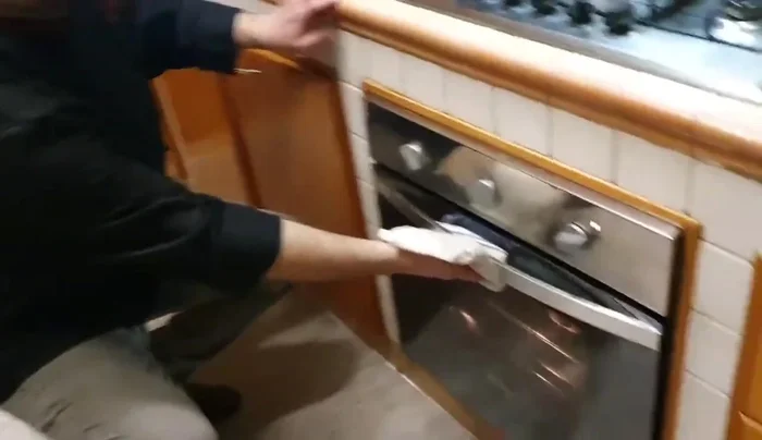 Cottura in forno: infornare gli involtini per circa 7 minuti (400.93)