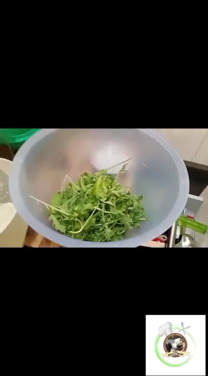 Condire con la salsa al tartufo preparata in precedenza.