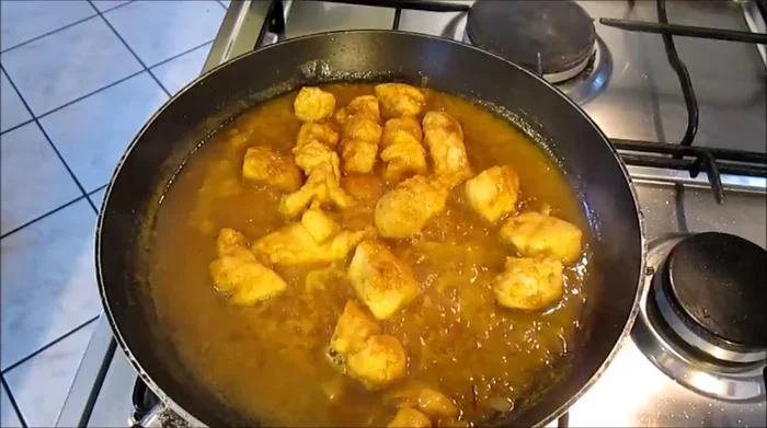 Aggiungere lo zenzero. [198.25]