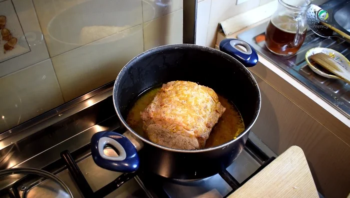 Cuocere a fuoco lento per 40-45 minuti con coperchio.