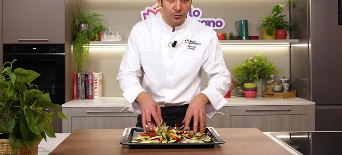 Cottura delle verdure: Cuocere le verdure nel forno ventilato a 200° per 25-30 minuti.