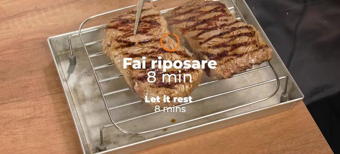Riposo della carne: Dopo la cottura, lasciare riposare il controfiletto per 8 minuti.