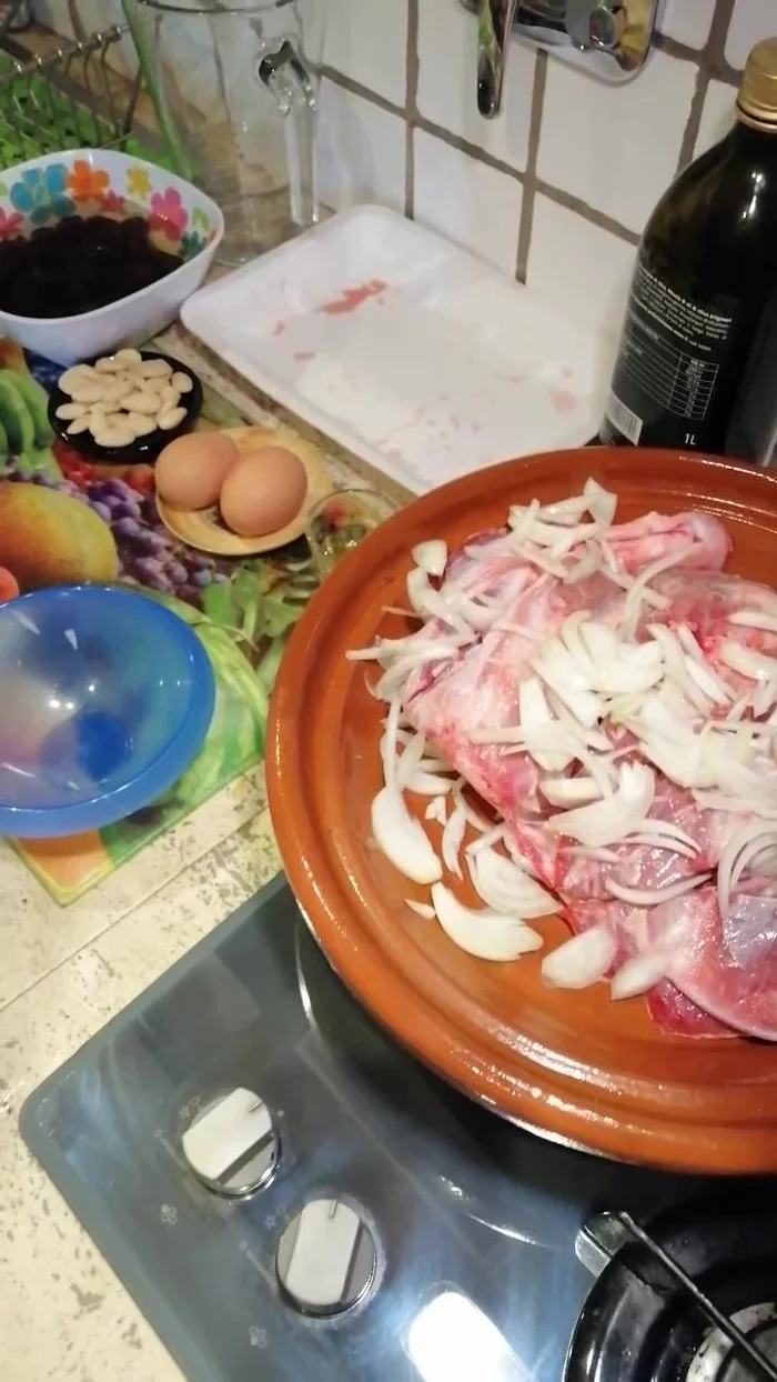 Condire con sale, curcuma, zenzero, pepe e cannella.