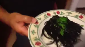 Vermicelli al Nero di Seppia: Ricetta Semplice e Pura
