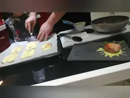 Filetto di Maiale Pancettato con Crema di Asparagi: Ricetta Facile