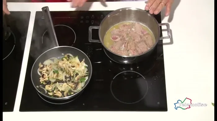 Unire i funghi saltati alla carne. (343.79)