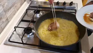 Filetto di Maiale con Mele e Cipolle Caramellate: Ricetta Facile e Gustosa