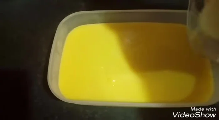 Aggiungete la panna al composto di crema ben freddo.