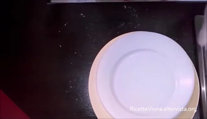 Lasciare lievitare.