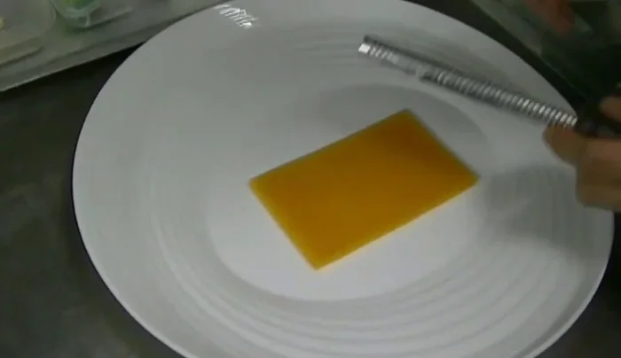 Aggiungere altro anice per intensificare aroma e gusto.
