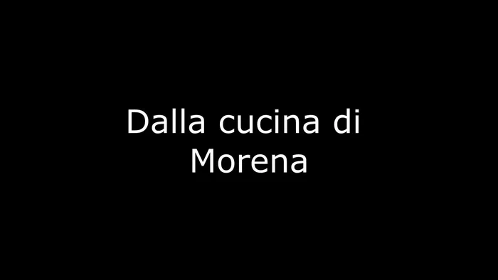 Preparare il pan di Spagna (se non si usa quello già pronto).