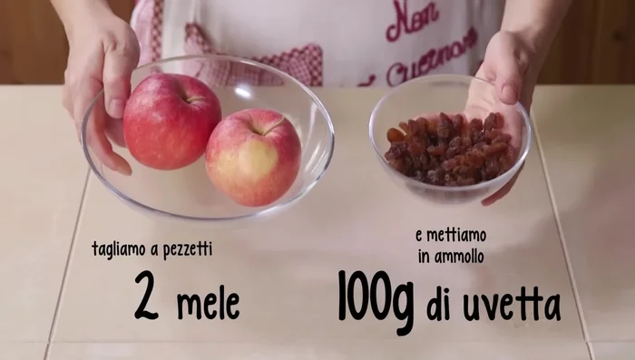 Srotolare la pasta sfoglia.