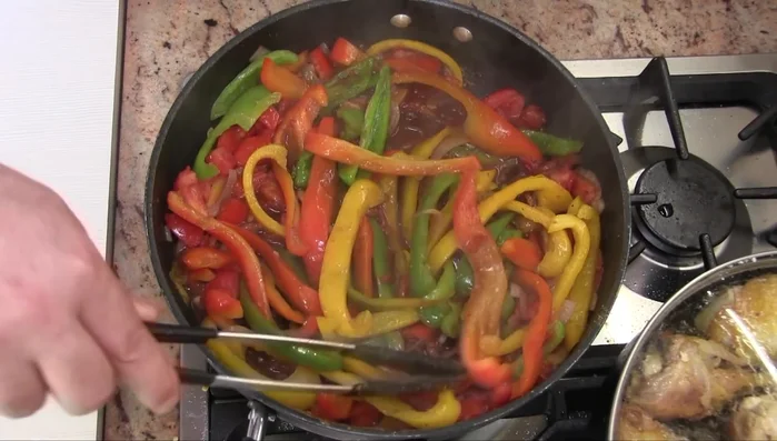 Cuocere per altri 5-6 minuti [459.779]