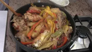 Pollo alla Romana con Peperoni: Ricetta facile e gustosa