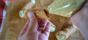 Cannoli Siciliani al Pistacchio: Ricetta Perfetta di Natale