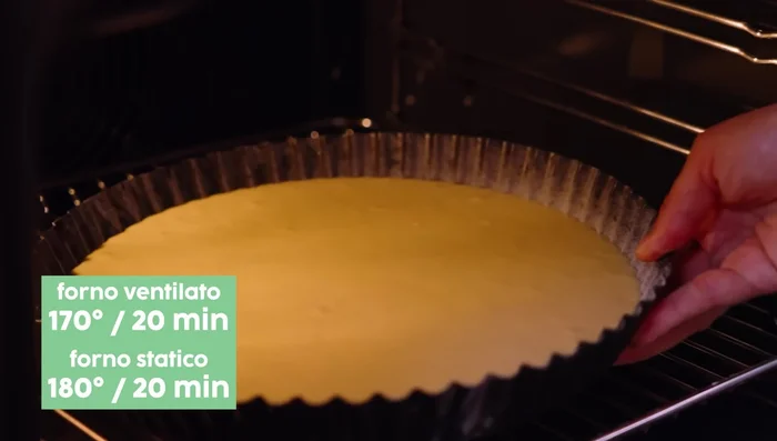 Infornare a 170°C (forno ventilato) per 20 minuti.