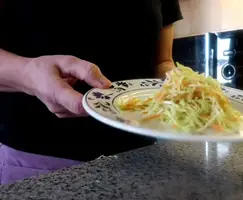 Insalata di Cavolo e Carota: Ricetta facile e veloce
