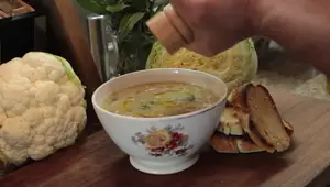 Ricetta Zuppa di Verdure: Calda, Densa e Deliziosa!