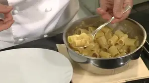 Mezzi Rigatoni De Cecco: Alici, Zafferano e Finocchio