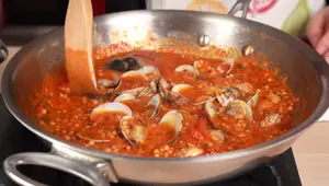 Fregola con Arselle: Ricetta Sarda Semplice e Deliziosa