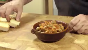 Ricetta Lumachine al Sugo: Antipasto Delizioso e Veloce