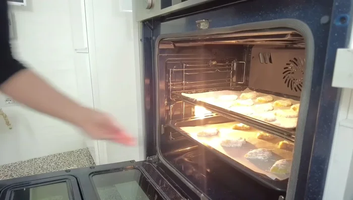 Infornare a 185°C (statico) o 180°C (ventilato) per 10 minuti.